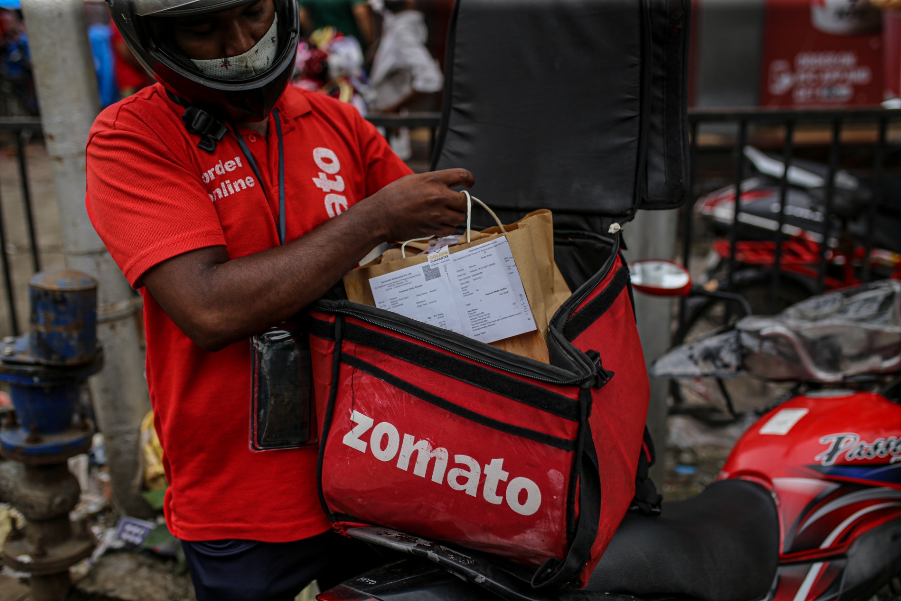 Zomato App - Discover the Best Food Delivery App